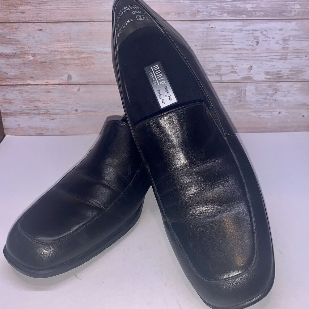 Munro American Women's Black Loafer Shoes Size 9.5 SS Slip-On Comfort Heels